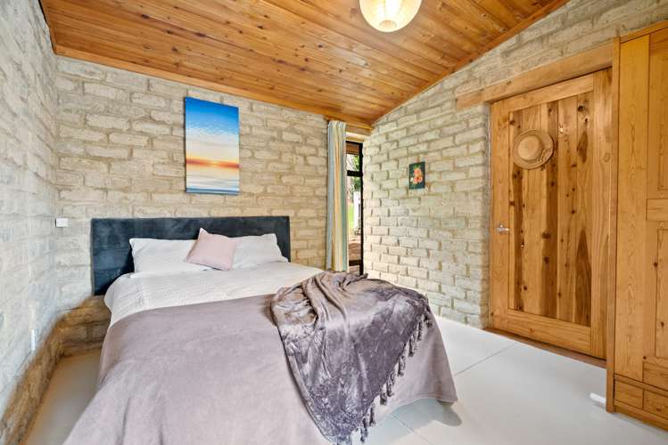 7 Valencia Place Matapouri_17