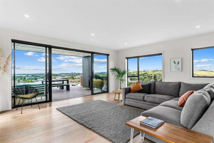 7 Morepork Lane Mangawhai_12