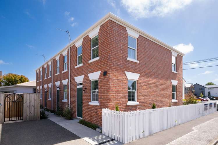 4/30 Hargest Crescent Sydenham_17