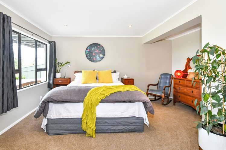 22 Hollyford Drive Clover Park_17