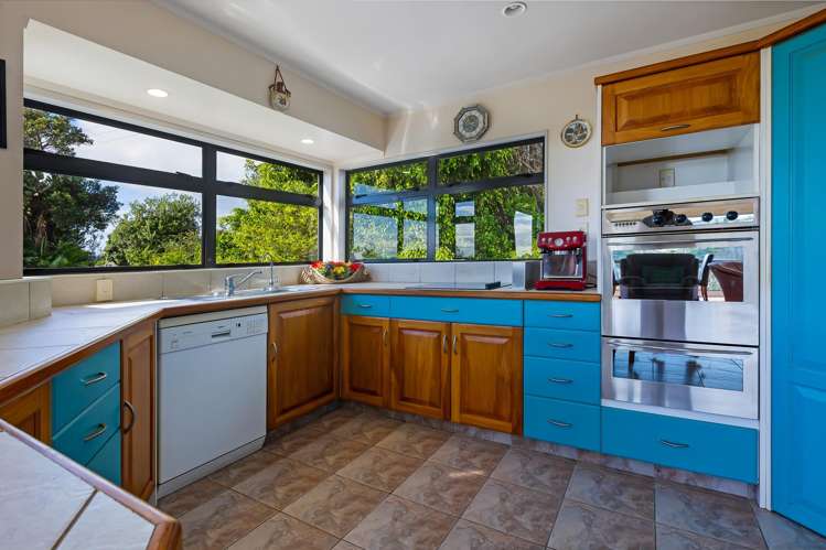 5A Seaview Road Cable Bay_13