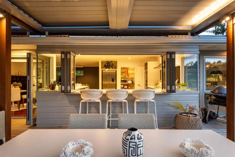 14 Oscar Road Greenhithe_12