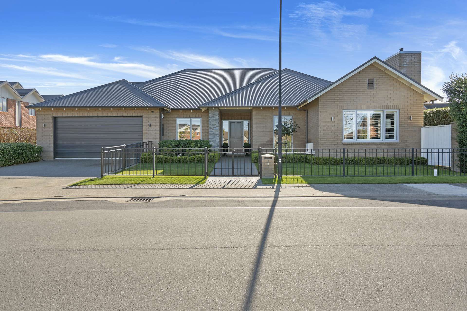 4 Henley Green Northwood_0