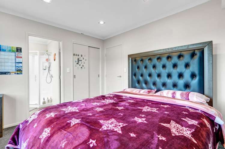 5d James Drive Bell Block_12