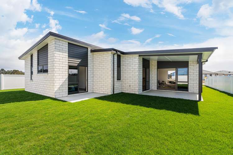 19 Te Piriti Road One Tree Point_12