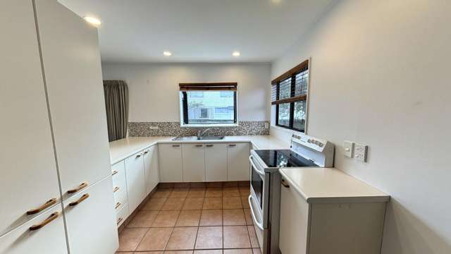 182b Manly Street Paraparaumu Beach_1