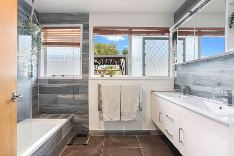 15 Albemarle Place Massey_14