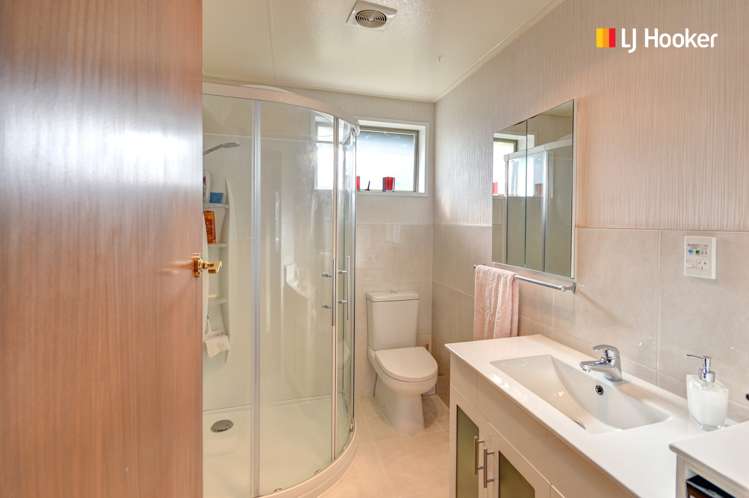 15 Wickliffe Street Mosgiel_14