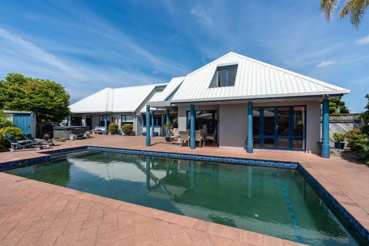 5 Earls Court Hillcrest_23