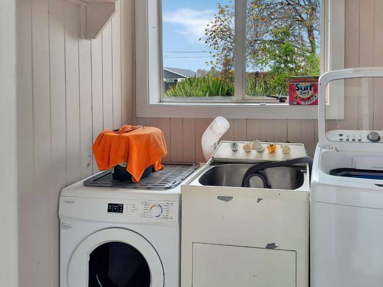 10 Orcades Street Shirley_9