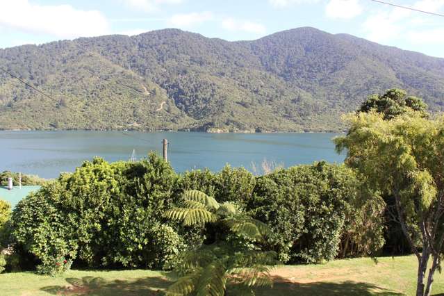 The Pines Endeavour Inlet Queen Charlotte Sound_3