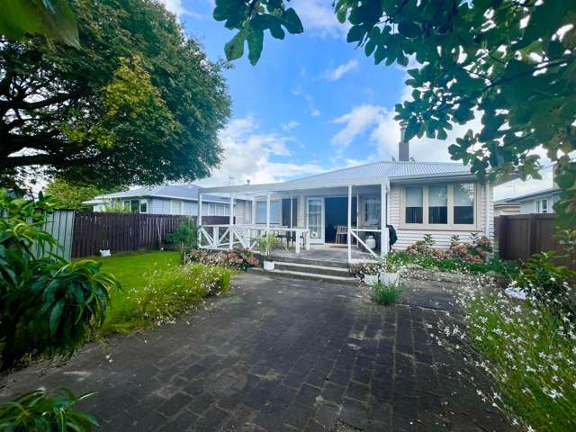 51A Hall Road Matua_1