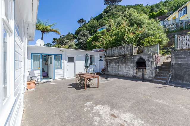 218 Sutherland Road Lyall Bay_2