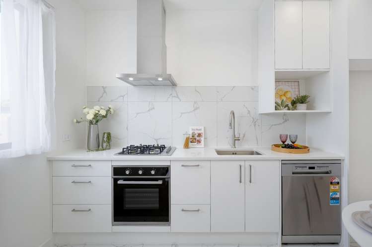 9 Puwha Street Massey_13