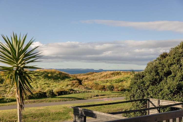 728 Papamoa Beach Road Papamoa Beach_15