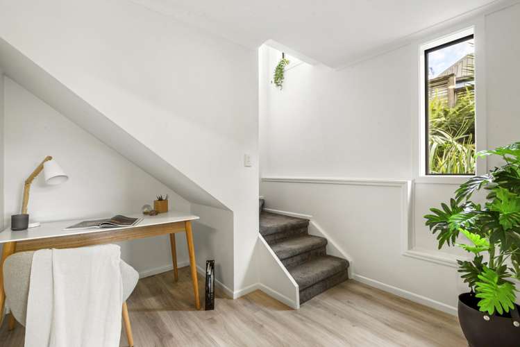 67A Sunrise Avenue Murrays Bay_23