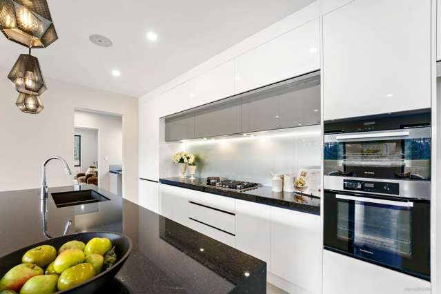 39 Koropa Road Flat Bush_2