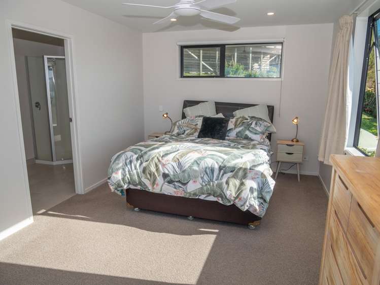 25 Cable Bay Block Road Cable Bay_12