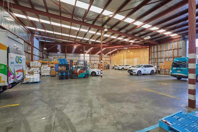 9/4-8 Glover Street Ngauranga_2