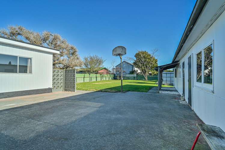 817 Lyell Street Akina_18