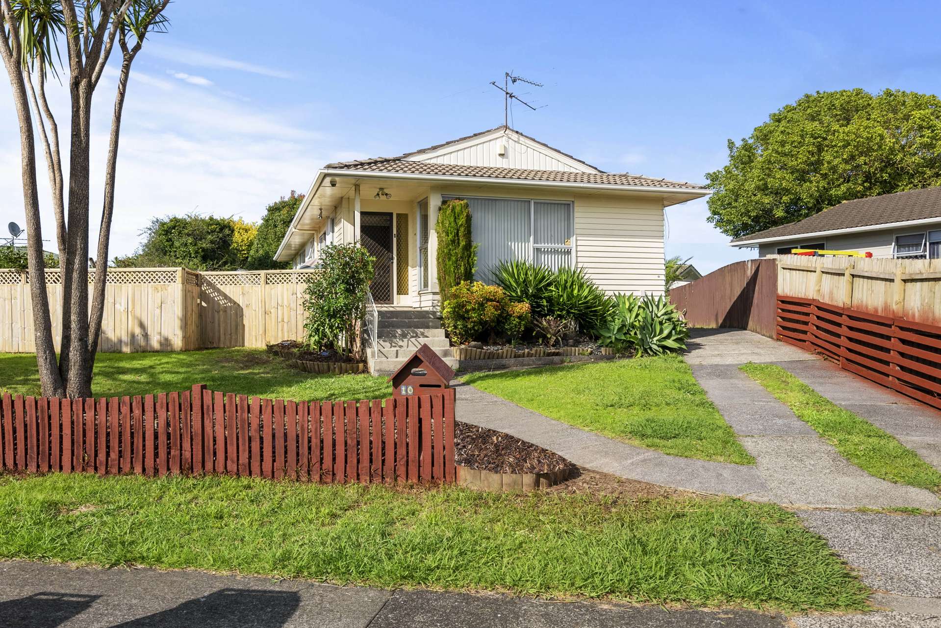 10 Ellison Place Pakuranga Heights_0