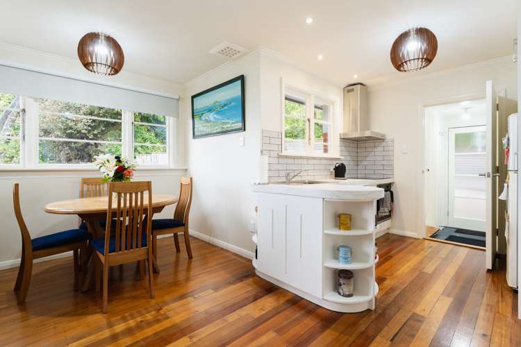 45 Easther Crescent Kew_8