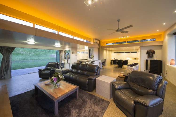 115 Turitea Road Fitzherbert_6