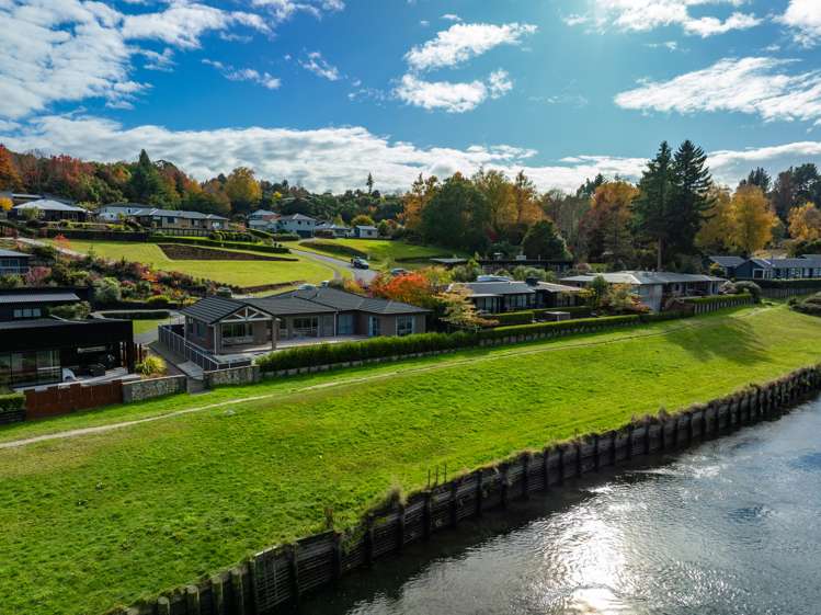 27 Stevenson Way Rangatira Park_26