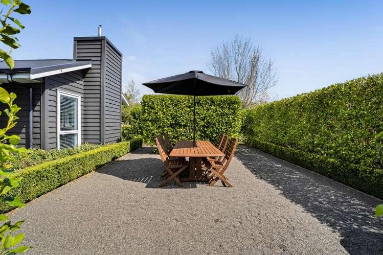 1371 Egmont Road Egmont Village_28