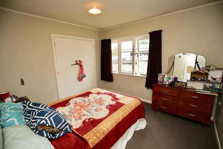 192 Fox Street Hamilton East_6