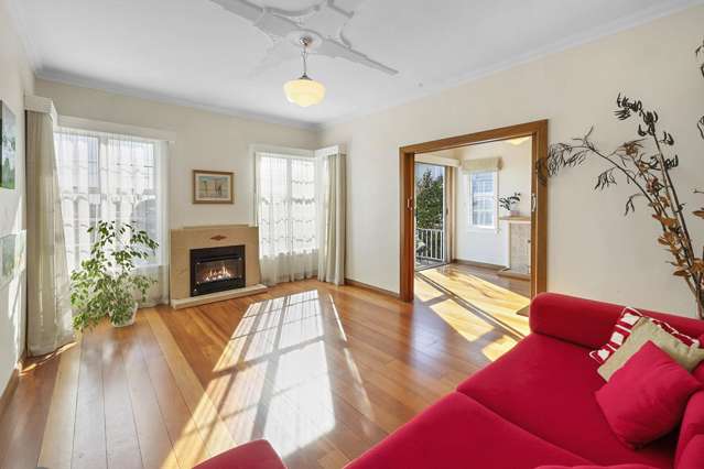 197 Tukapa Street Westown_2