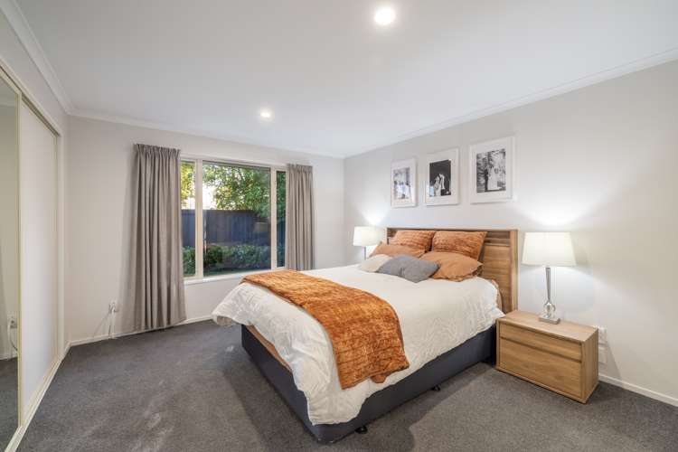 4 Suntory Lane Burwood_12