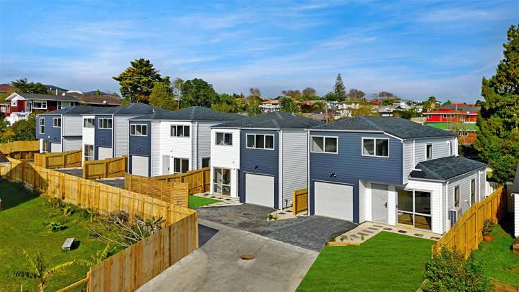 240e Whitney Street Blockhouse Bay_17