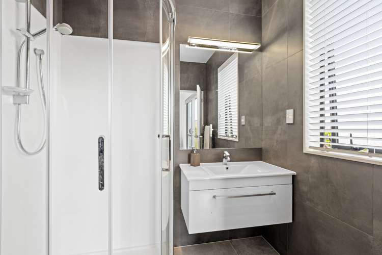 69 Harvest Avenue Orewa_19