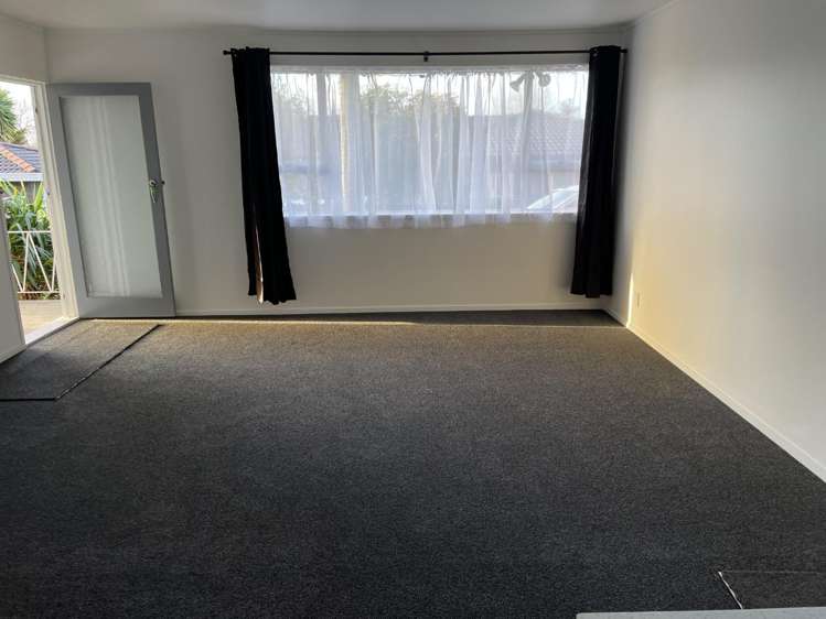 1/48 Mcleod Road Te Atatu South_5
