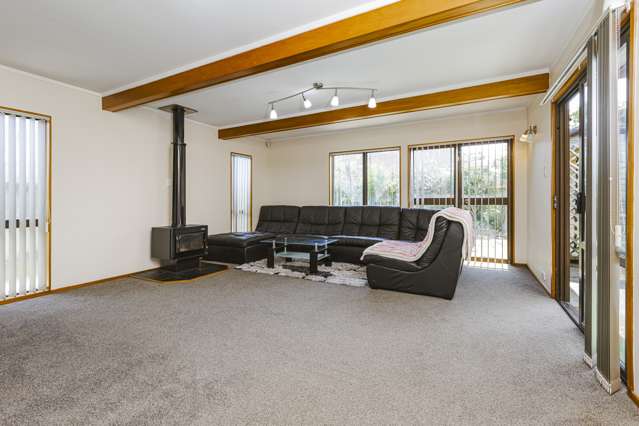 2/283 Massey Road Mangere East_2