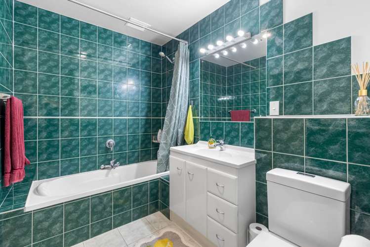 1/26 Ronald Macken Place Windsor Park_14