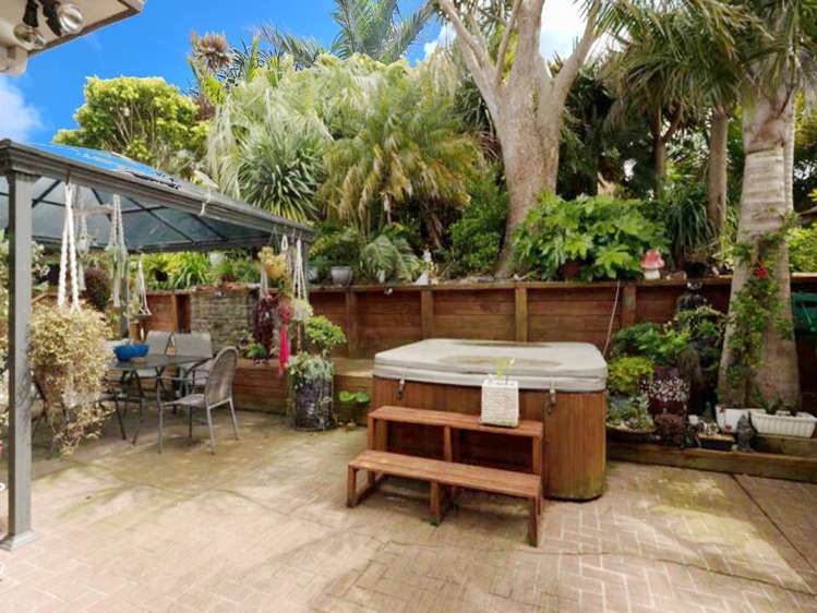 9 Belleaire Court West Harbour_17