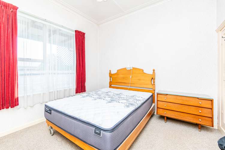 18 Raymond Street West End_5