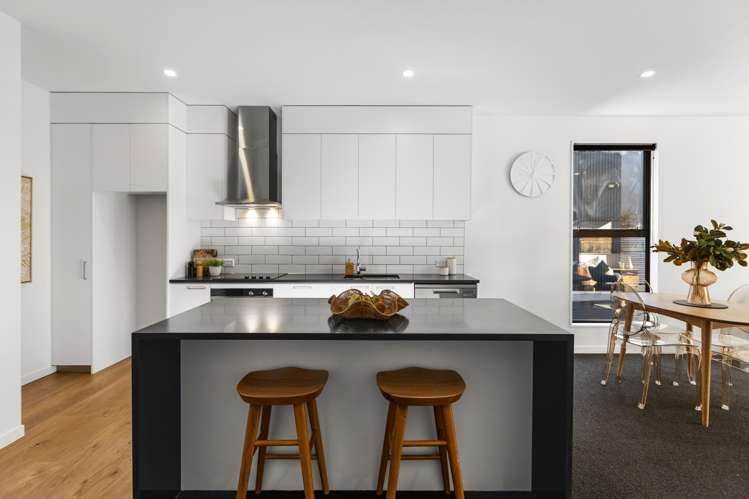 2/20 Trent Street Island Bay_6
