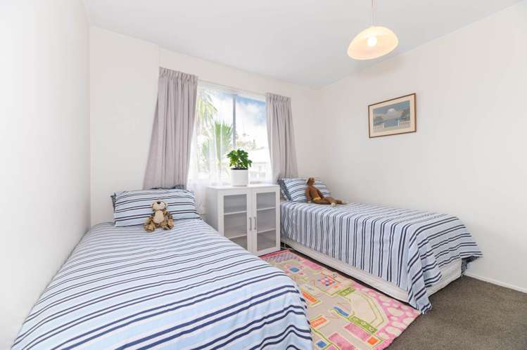 2/42 Bentley Avenue Glenfield_5