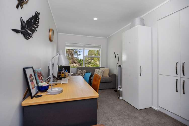 86 Castles Road Oropi_19