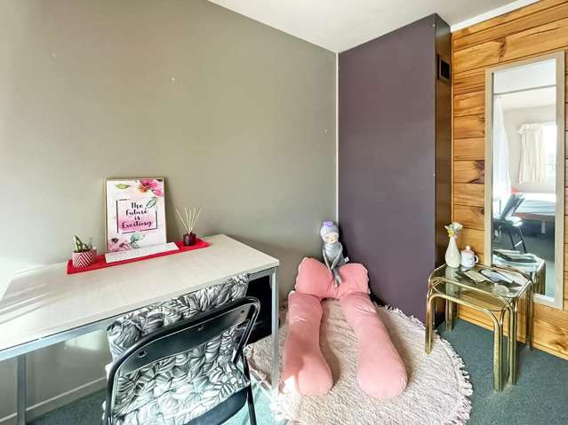 506/12 Martin Square 2185_4