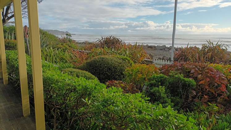 1 Webb Street Punakaiki_17