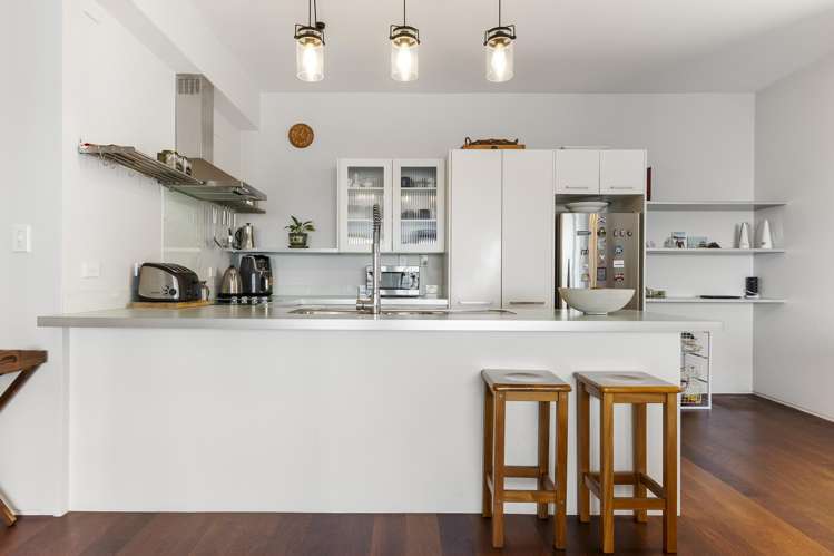 102/45 Stanley Point Road_3