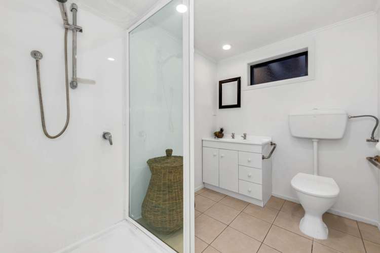 33 Pohutukawa Road Beachlands_22