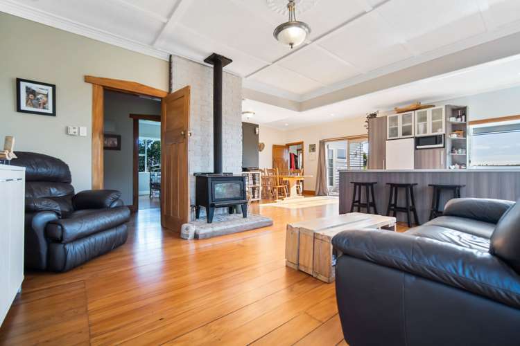 587 Inland North Road Onaero_7