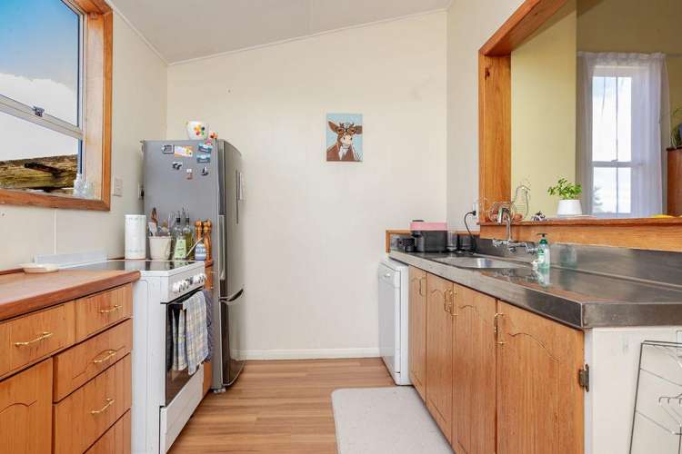 18 Albert Street Dannevirke_3