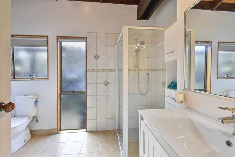 16 Eugenia Rise Totara Heights_11