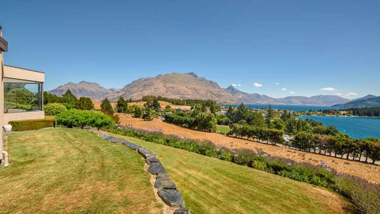 8 Garland Terrace Kelvin Heights_23